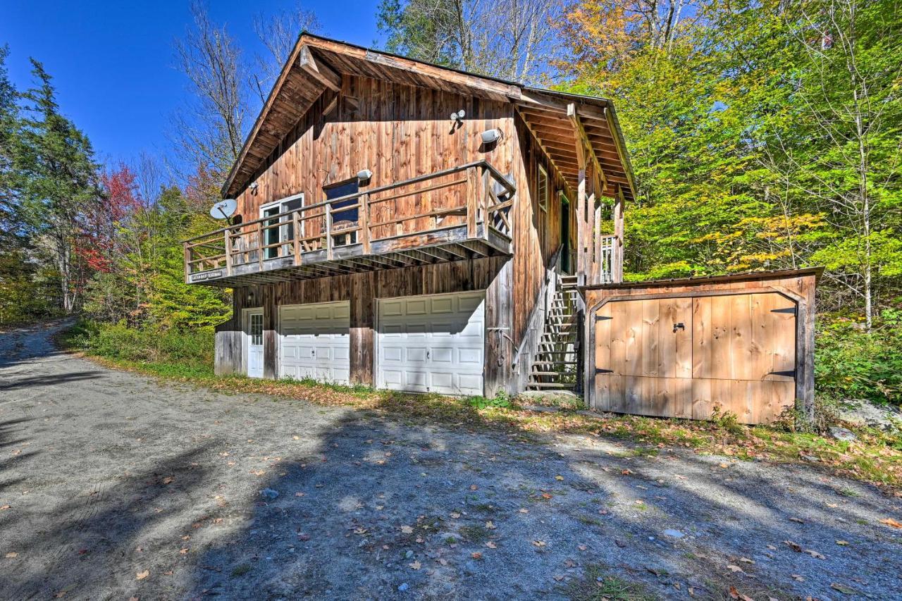 Remote Cabin With Fire Pit 3 Miles To Stowe Mtn! Exterior photo